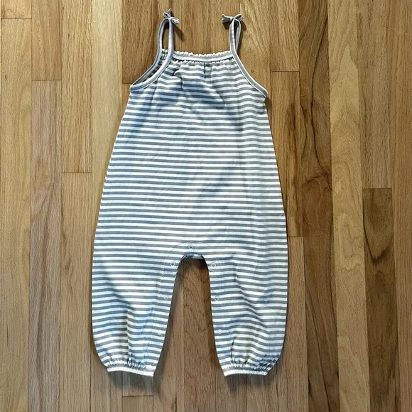 QUINCY MAE smocked periwinkle stripe jumpsuit romper size 18-24 month - Picture 4 of 10